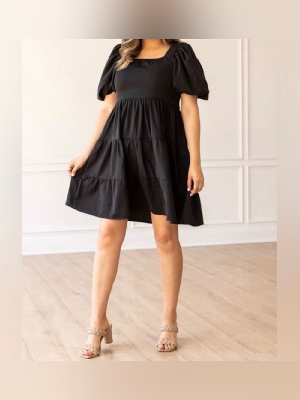 🖤 NEW 🖤 Entro Black Tiered Mini Dress Size Medium 🖤